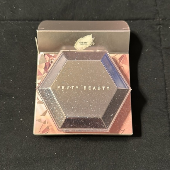 Diamond Bomb All-Over Diamond Veil How Many Carats?! - Picture 3 of 6